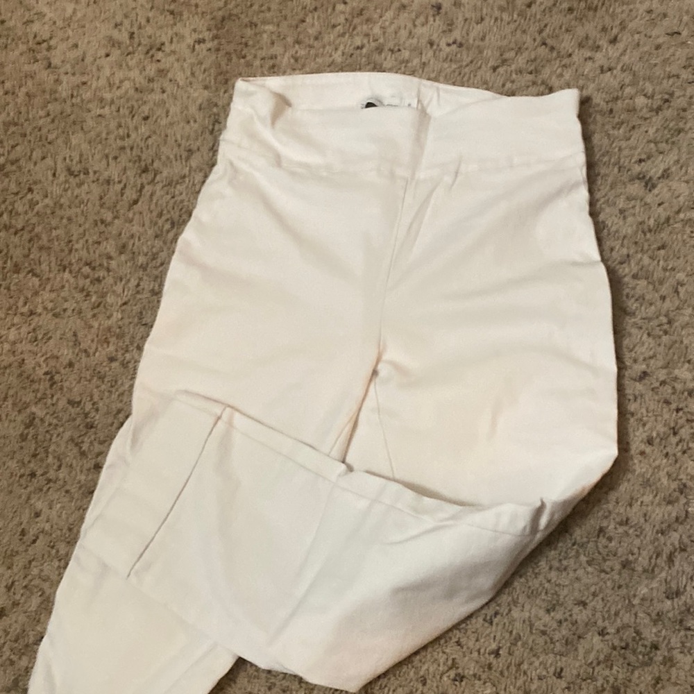 White crop pants, stretch